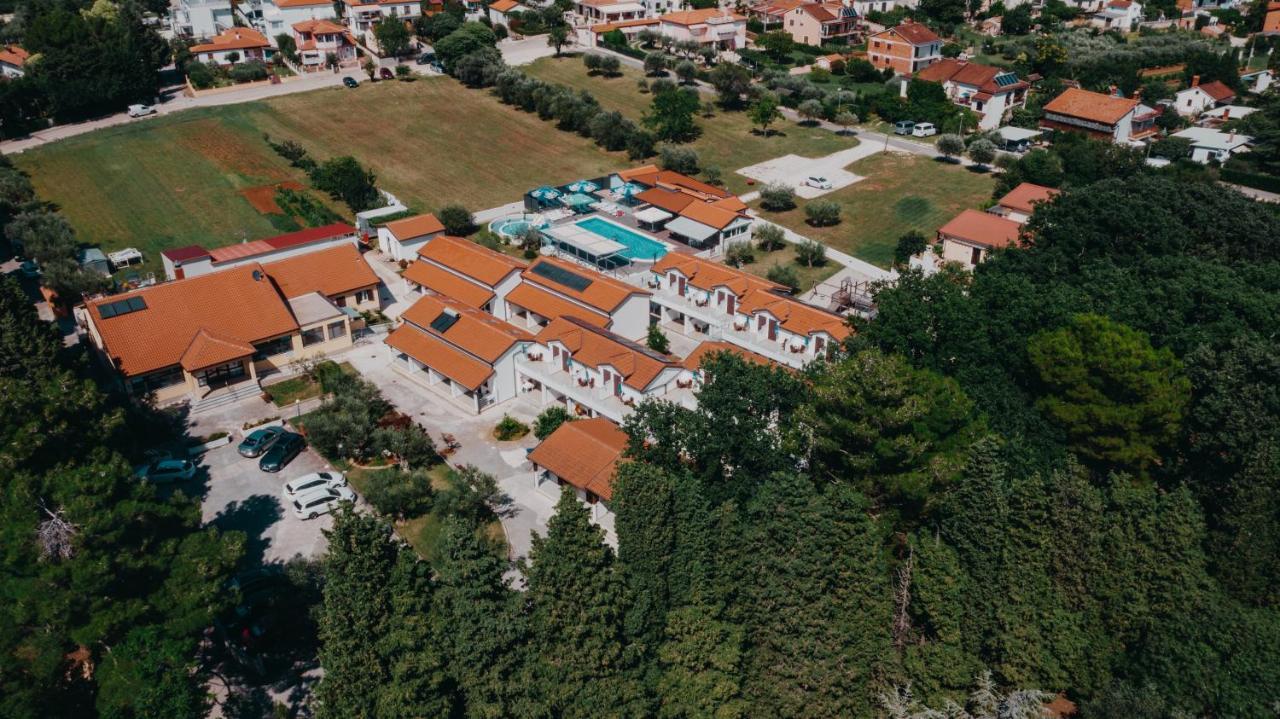 Resort Zatisje Savudrija Bagian luar foto