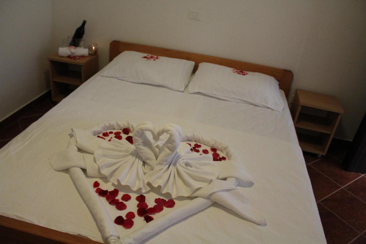 Resort Zatisje Savudrija Bagian luar foto