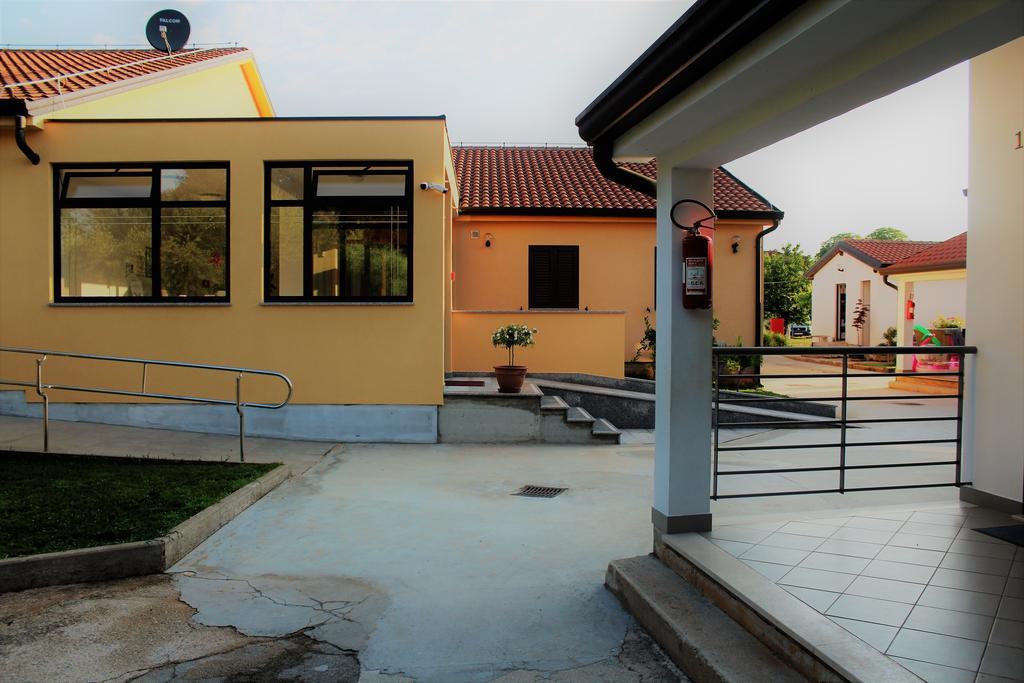 Resort Zatisje Savudrija Bagian luar foto