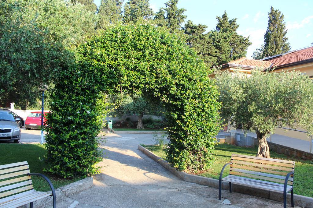Resort Zatisje Savudrija Bagian luar foto