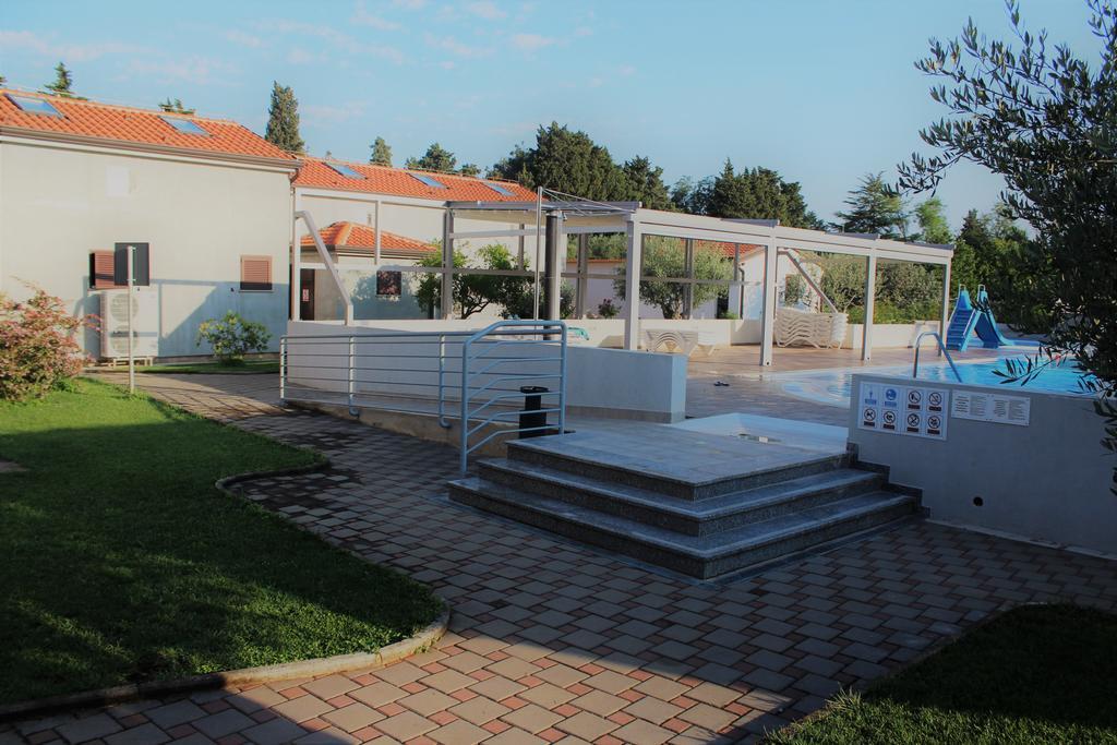 Resort Zatisje Savudrija Bagian luar foto