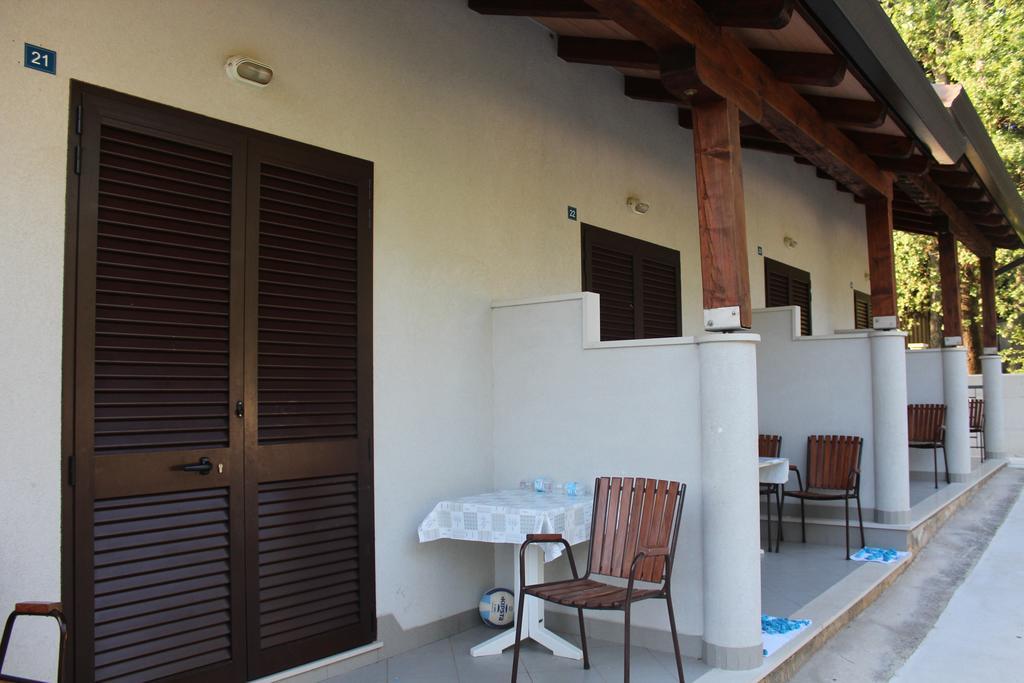Resort Zatisje Savudrija Bagian luar foto